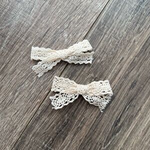 Cream Lace Hair Bows